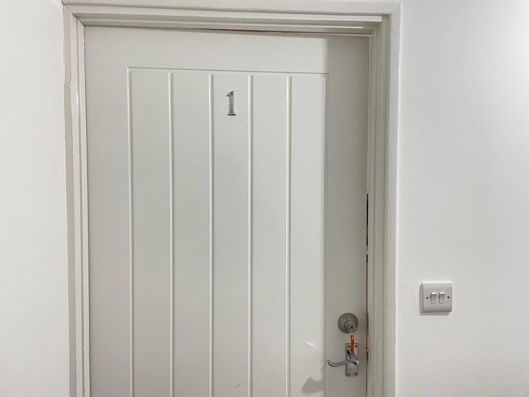 4 Bedroom 2 Bathroom Shared House - Near Bhx And Nec เบอร์มิงแฮม ภายนอก รูปภาพ